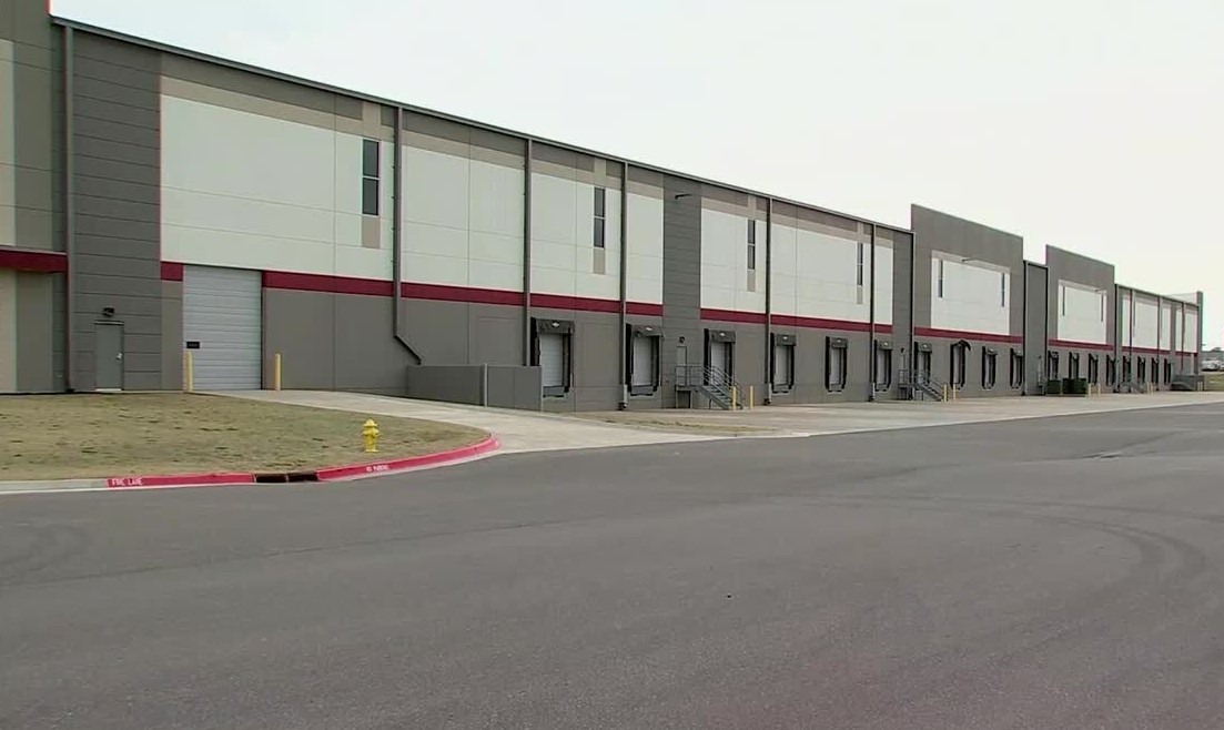 ICE OKC Facility Opposed by Residents, Building Sale Halted